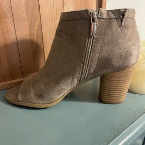 Torrid heeled tan slit side boot